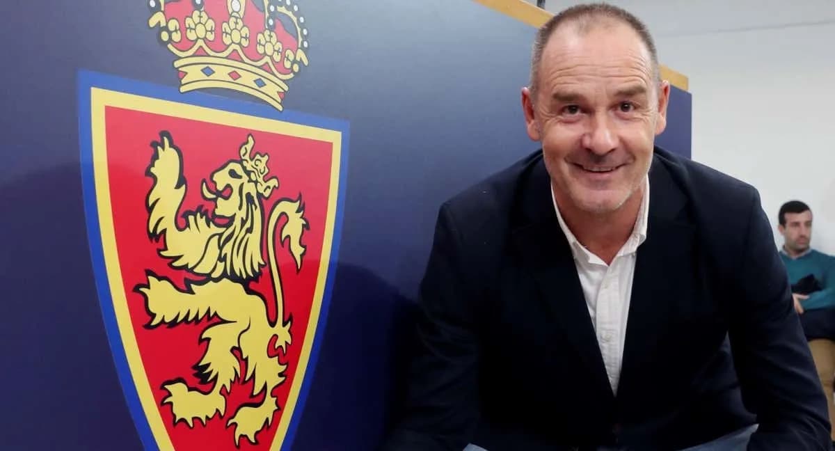 Quién es el entrenador del Zaragoza y qué cambios ha traído