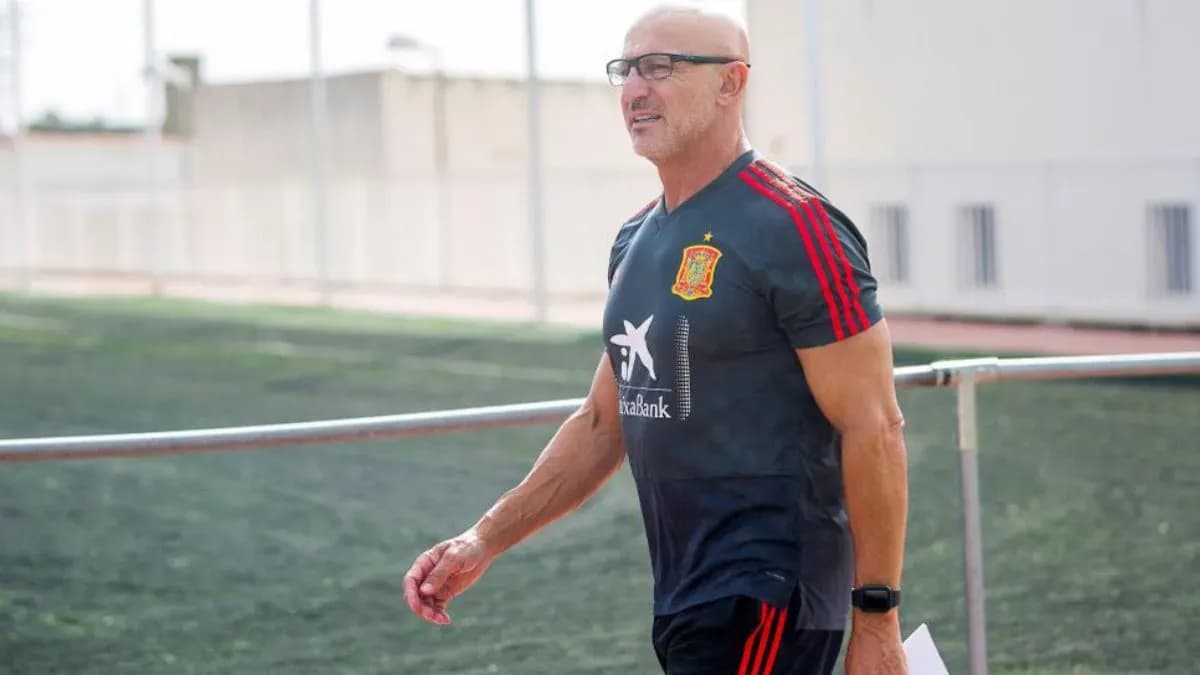 Luis de la Fuente y su impresionante musculatura a los 63 años